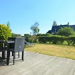Lumineux Et Cosy Avec Jardin Vue Sur Chateau Près Port En Bessin, Bayeux Et Omaha * Commes