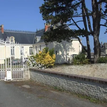 Lumineux Et Cosy Avec Jardin Vue Sur Chateau Pres Port En Bessin, Bayeux Et Omaha Commes