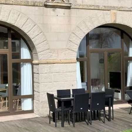 Lumineux Et Cosy Avec Jardin Vue Sur Chateau Pres Port En Bessin, Bayeux Et Omaha