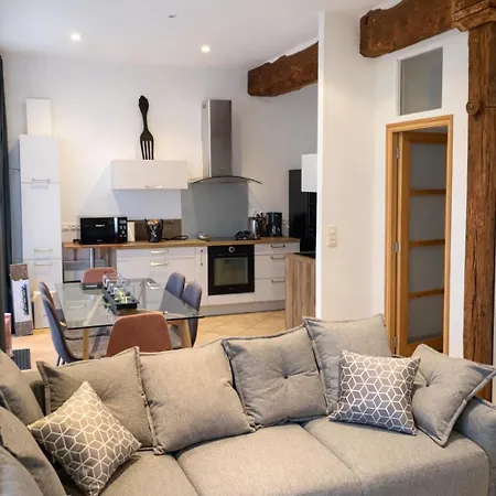 Lumineux Et Cosy Avec Jardin Vue Sur Chateau Pres Port En Bessin, Bayeux Et Omaha Lejlighed *