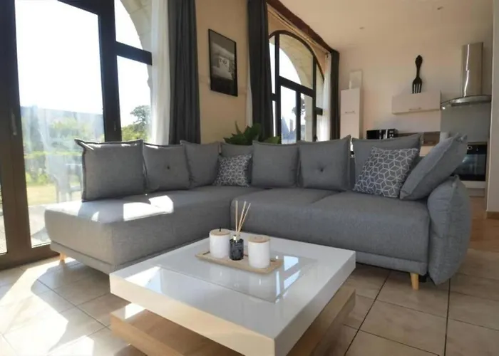 Lejlighed Lumineux Et Cosy Avec Jardin Vue Sur Chateau Pres Port En Bessin, Bayeux Et Omaha