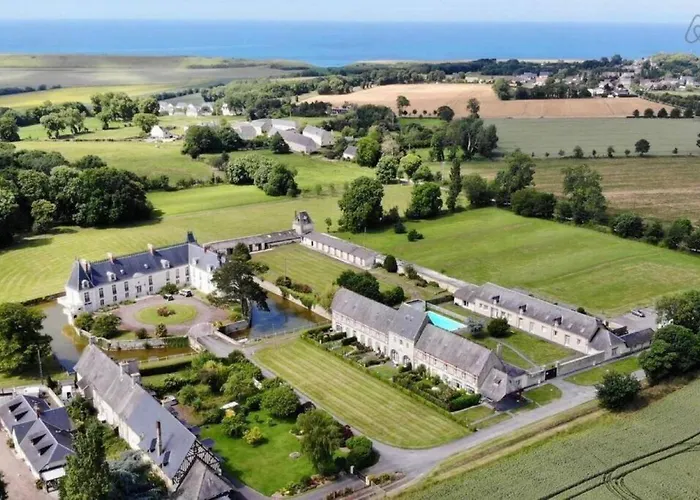 Lumineux Et Cosy Avec Jardin Vue Sur Chateau Pres Port En Bessin, Bayeux Et Omaha Lejlighed *