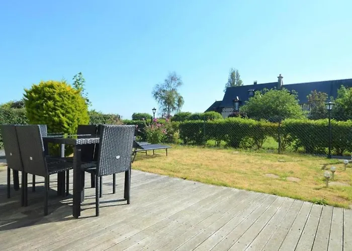 Lumineux Et Cosy Avec Jardin Vue Sur Chateau Pres Port En Bessin, Bayeux Et Omaha * Commes