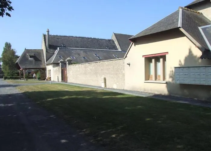 Lumineux Et Cosy Avec Jardin Vue Sur Chateau Pres Port En Bessin, Bayeux Et Omaha