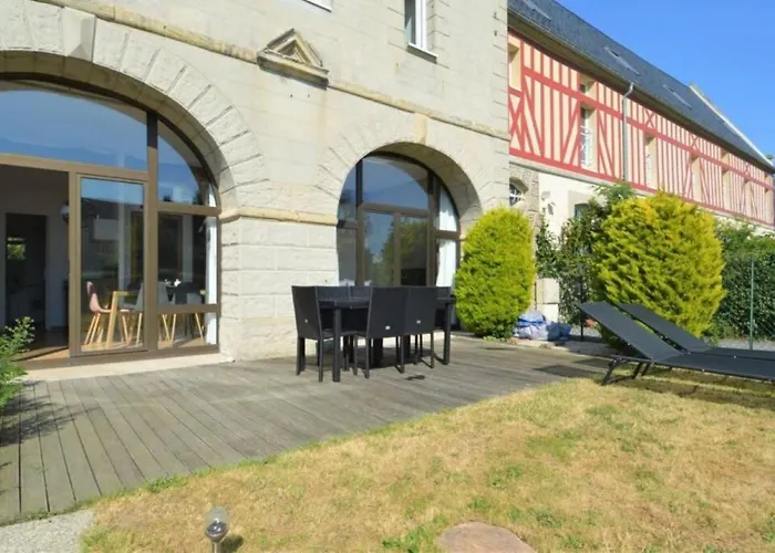 Lumineux Et Cosy Avec Jardin Vue Sur Chateau Pres Port En Bessin, Bayeux Et Omaha Lejlighed