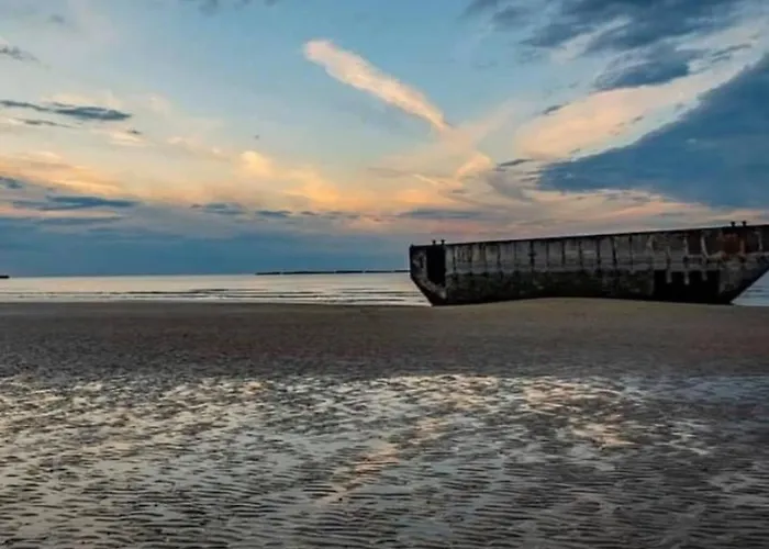 Lumineux Et Cosy Avec Jardin Vue Sur Chateau Pres Port En Bessin, Bayeux Et Omaha Lejlighed *