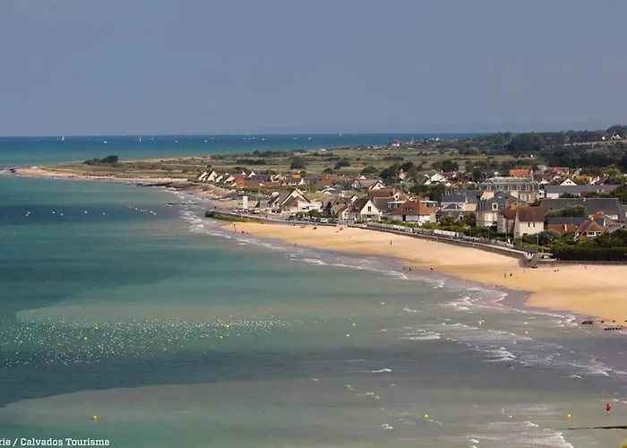 Lumineux Et Cosy Avec Jardin Vue Sur Chateau Pres Port En Bessin, Bayeux Et Omaha Lejlighed Commes