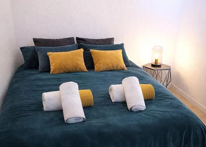 Lumineux Et Cosy Avec Jardin Vue Sur Chateau Pres Port En Bessin, Bayeux Et Omaha *