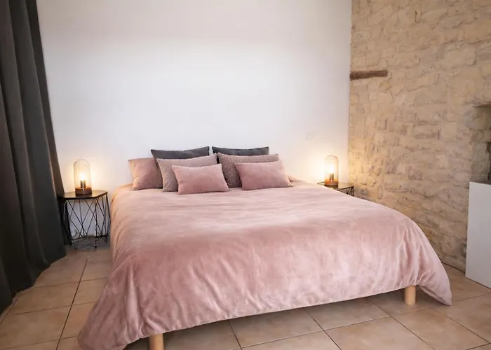 Lejlighed Lumineux Et Cosy Avec Jardin Vue Sur Chateau Pres Port En Bessin, Bayeux Et Omaha