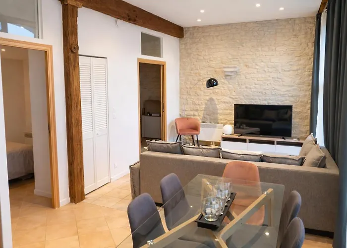 Lumineux Et Cosy Avec Jardin Vue Sur Chateau Pres Port En Bessin, Bayeux Et Omaha Lejlighed